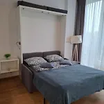 Appartement Zlatarooms *