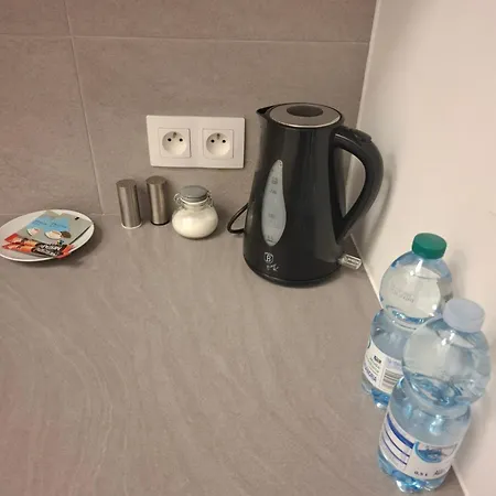 Zlatarooms 210 * Varšava