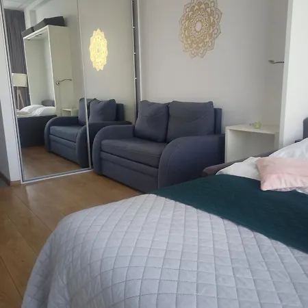 Zlatarooms 210 Varšava