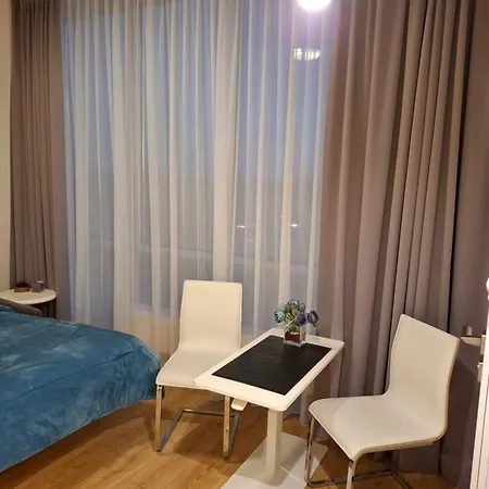 Zlatarooms 210 Apartmán Varšava