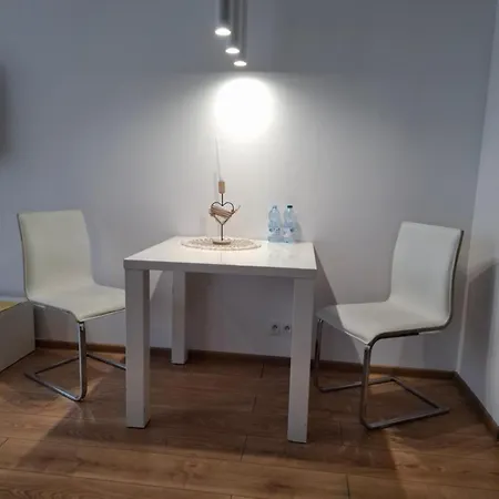 Apartamento Zlatarooms *