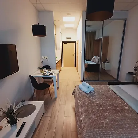Appartement Zlatarooms *